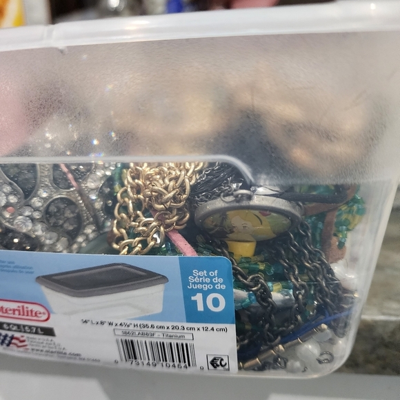 5 lb Mystery Jewelry Box – Bulk Lot for Resale, Crafting & Collecting - Picture 9 of 15